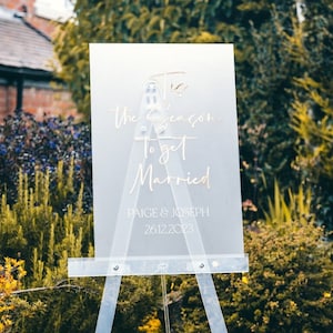 Festive Wedding Welcome Sign, Christmas, Tis The Season To Be Married, Luxury Acrylic Sign With Mirror Accents, Personalised Wedding Décor