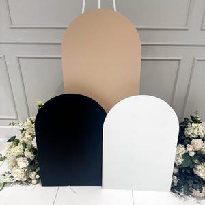 Dome Top Acrylic Sign: Plain Colours for Wedding Table Plans (A3 to A1)