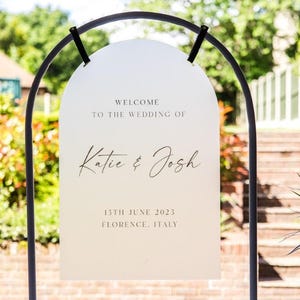 Welcome Sign: Dome Top Acrylic Wedding Décor (Personalised, Black & White)