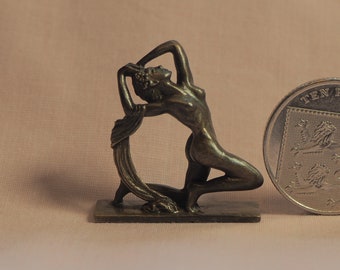 Miniature Art Déco en bronze Baccante par Neil Carter
