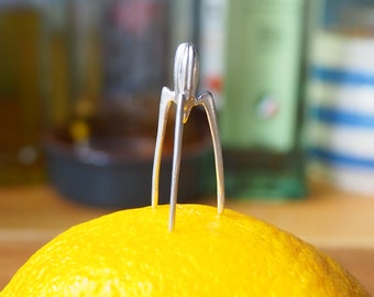 Miniature Lemon squeezer