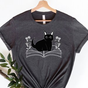 Cute Book Cat Shirt,Cat Book Shirt, Funny Book Lover T-shirt, Cat lover shirt,Reader Bookish Shirt, Floral book art Shirt, Book Nerd Shirt