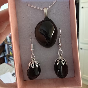 Authentic Apache Tear Neclace and Dangle Earrings