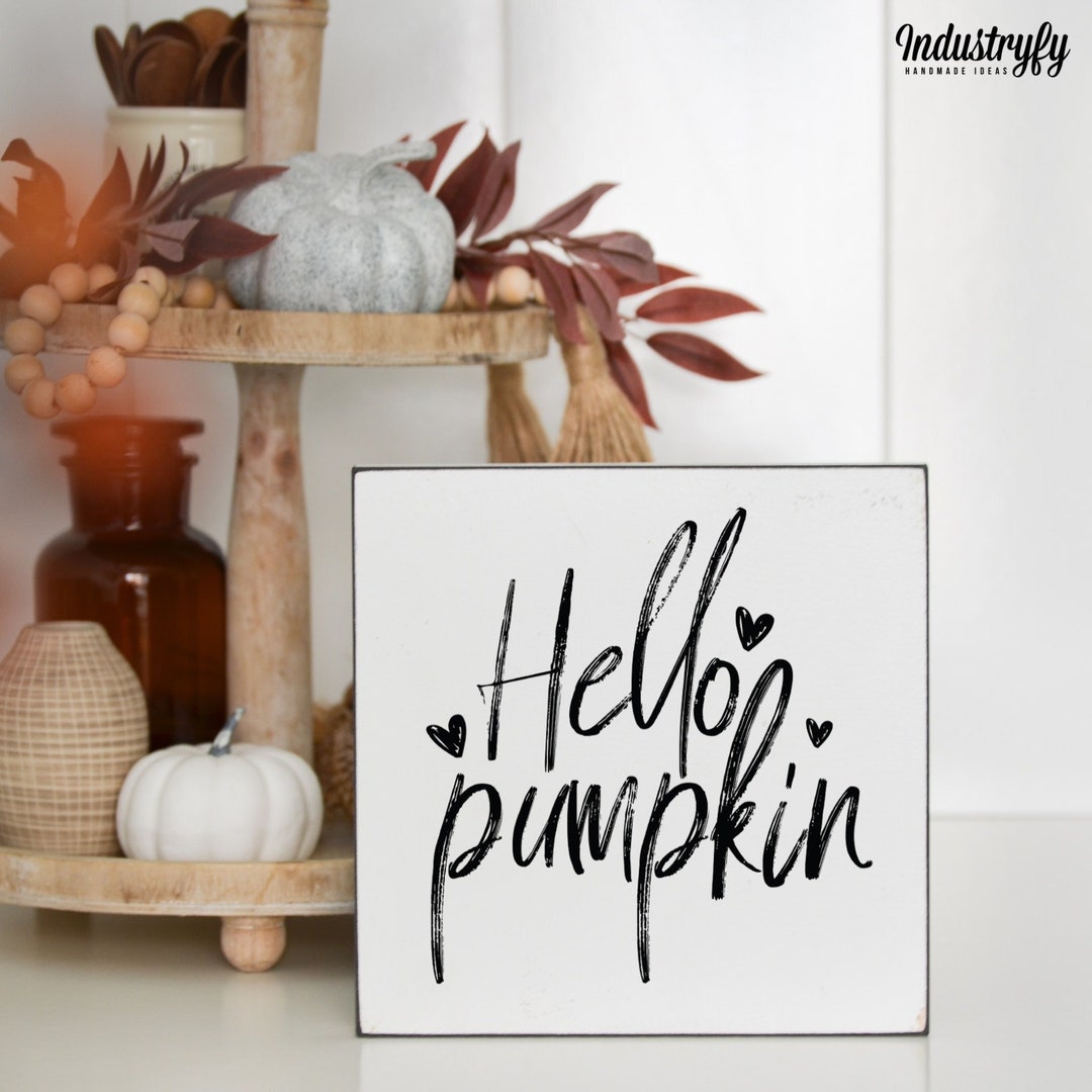 Herbsthaus-Flagge „Hello Pumpkin“ – 71x102 Cm, Doppelseitig, Wetterfest (für Garten, Terrasse & Herbstdeko)