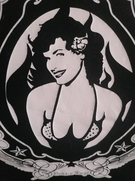 Vintage Bettie Page Tee - Size Small, Unworn Cond… - image 1