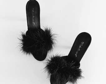 Y2K Black Fuzzy Heels | 7.5