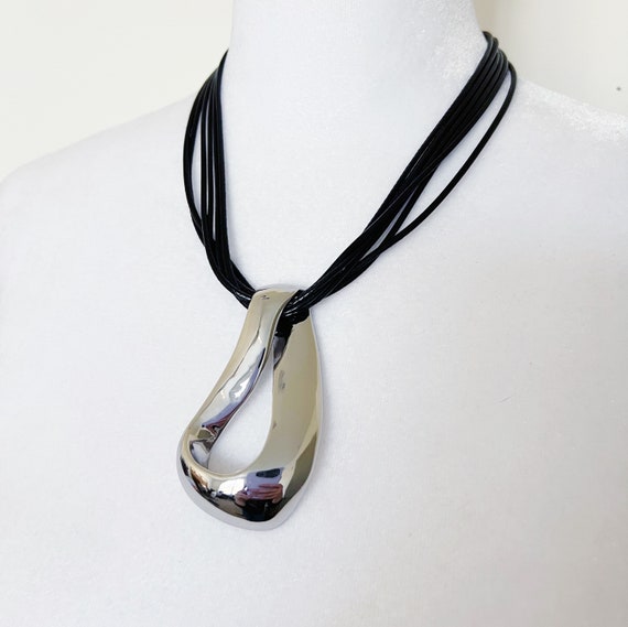 90s/Y2K Silver Abstract Black Chord Necklace - image 2