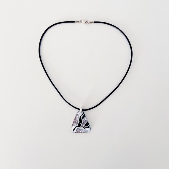 Y2K Black Cord Abstract Glass Pendant Necklace - image 4