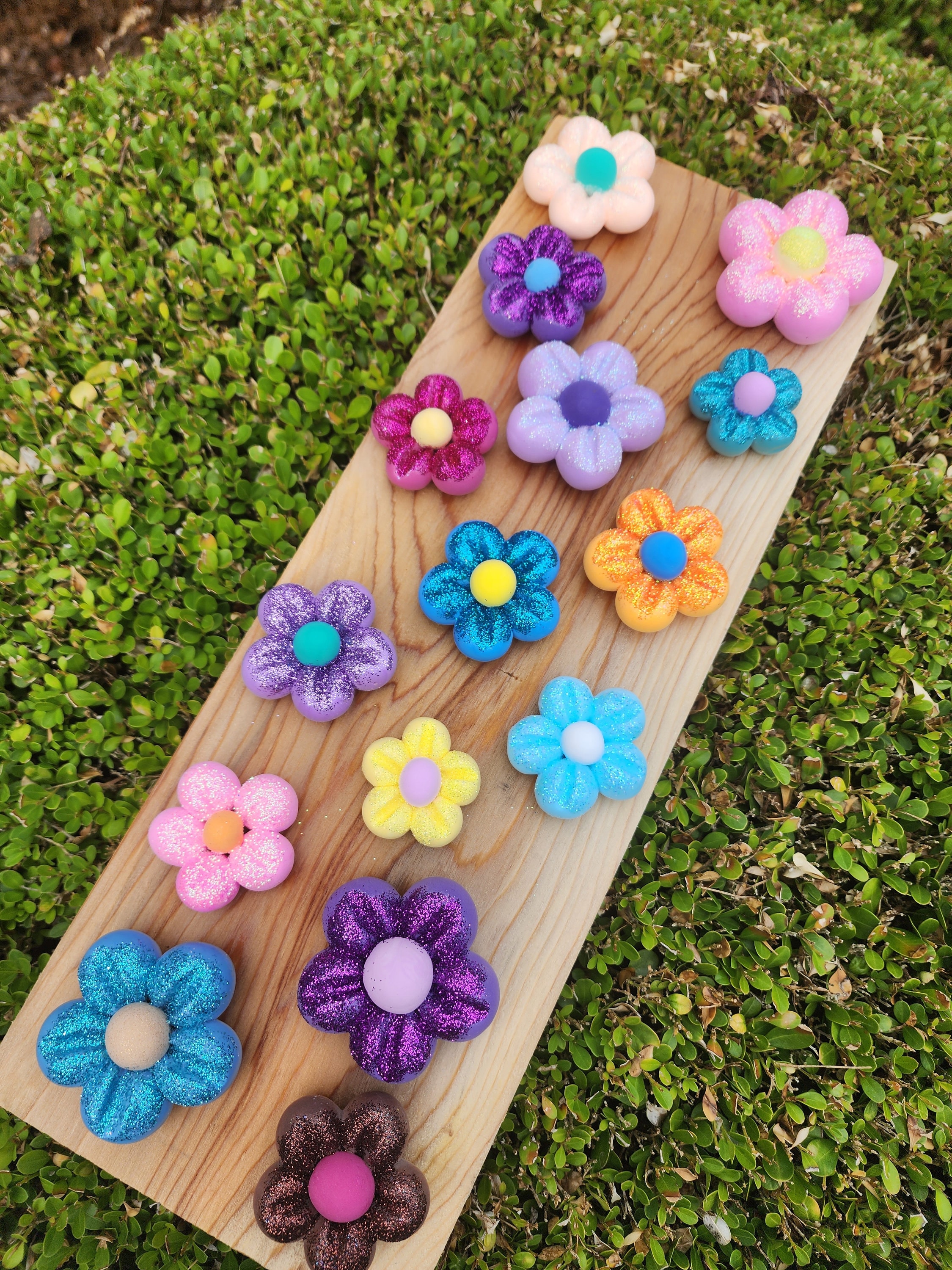 Clay Flowers Patterns: Crafting Clay Flowers Projects At Home See more