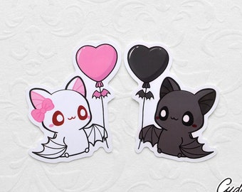 Cuddly Bats heart shaped balloon stickers