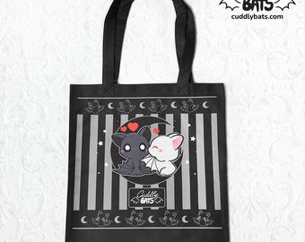 Cuddly Bats Kiss tote bag