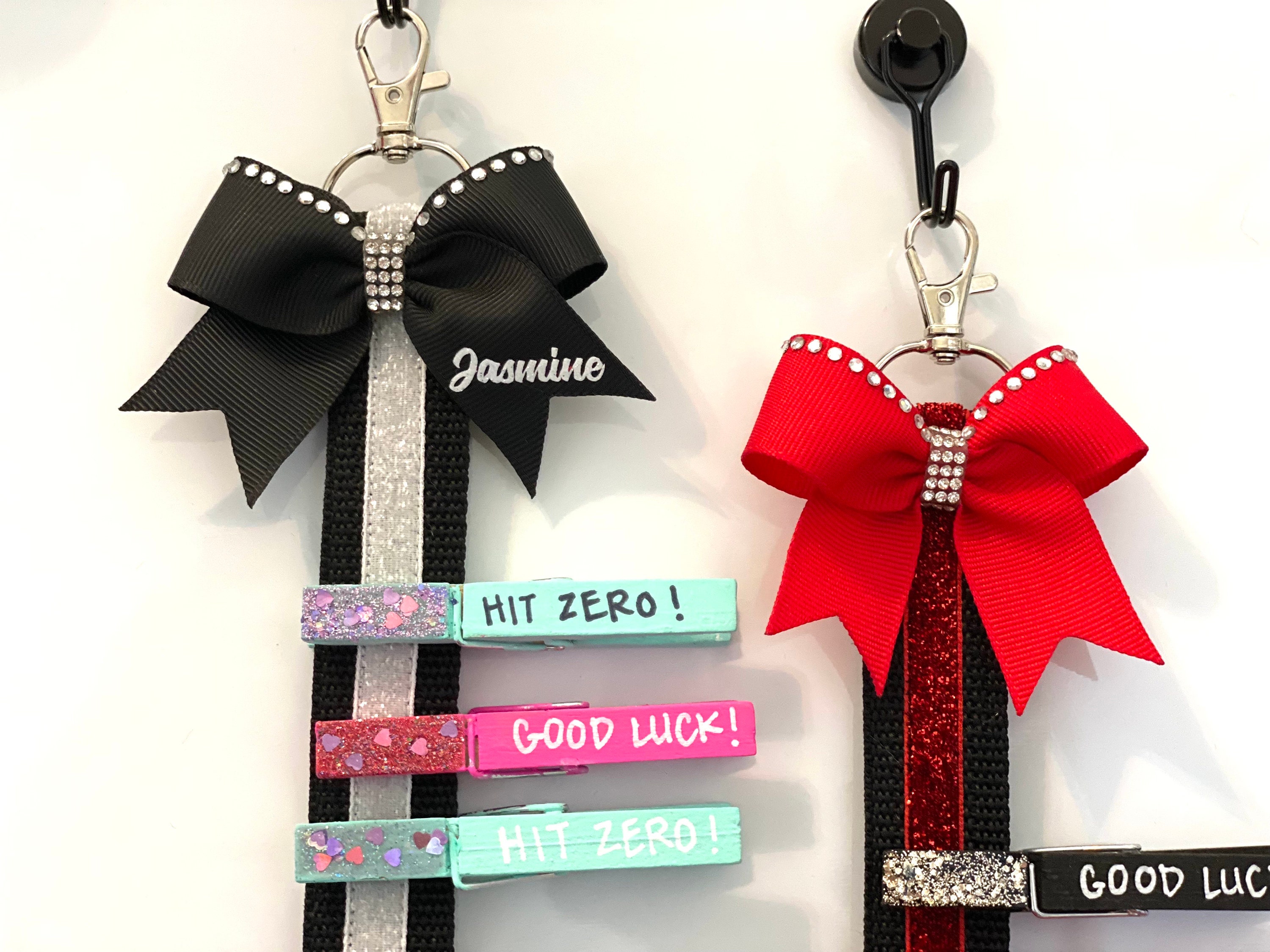 Cheer Pin Me Ribbon, Cheer Competition Pin Ribbon, Cheer Clothes Pin  Holder, Pin Me Keychain, Cheer Gift Zipper Pull Embroidered Custom Clip -   Denmark