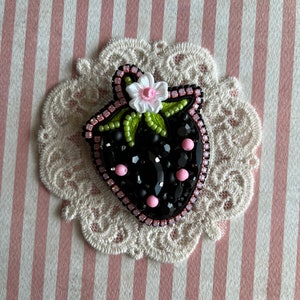 Strawberry brooch, beaded embroidery strawberry, black strawberry, rhinestone brooch