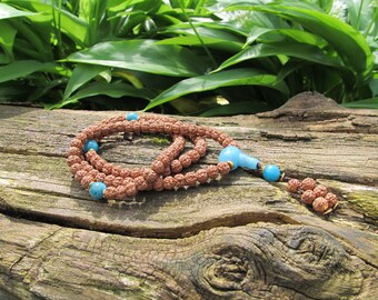 Rudraksha Mala Blauer Schwammquarz