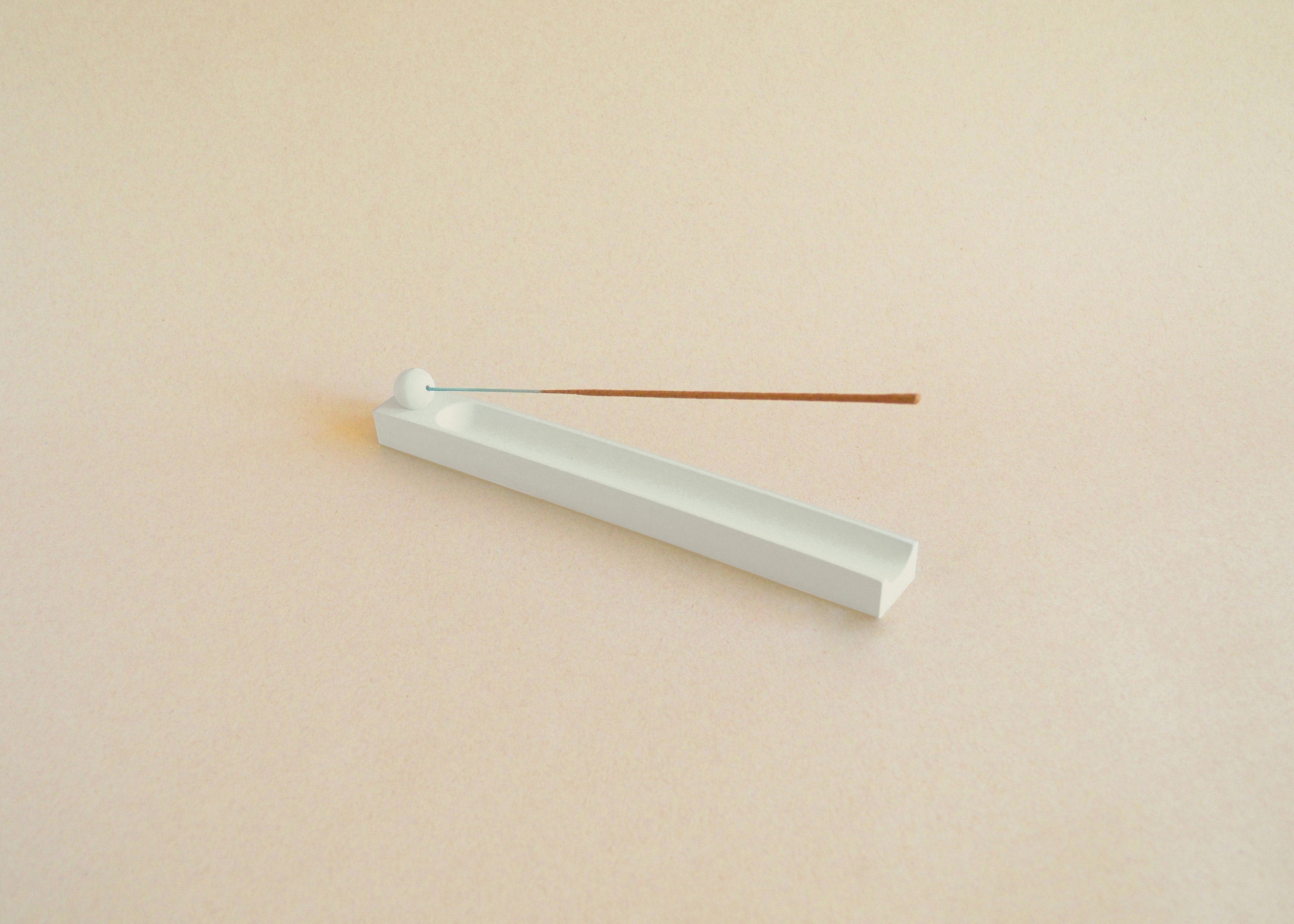 Support d'encens à Boule de Béton Moderne/Brûleur - 10, 5 Long Pour Encens Pleine Grandeur Color Pop