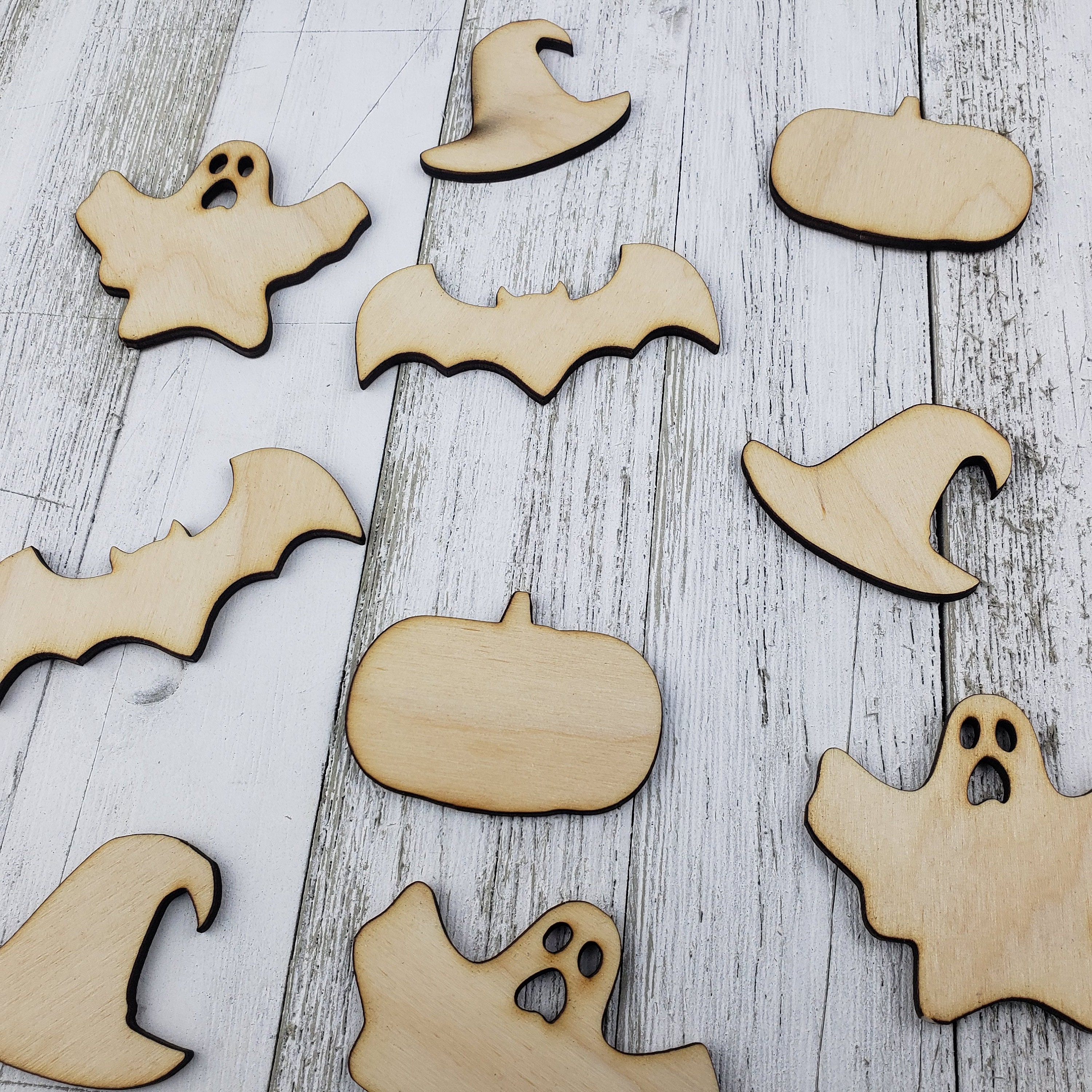16 Pack Assorted small/Medium Halloween Shape wood cutouts, Halloween craft blanks.