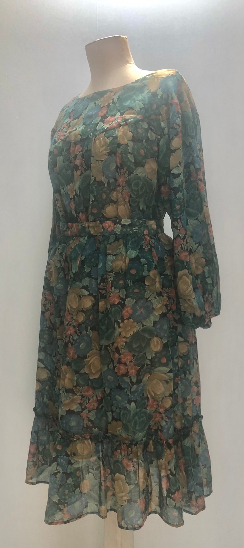 60s green floral skirt and blouse