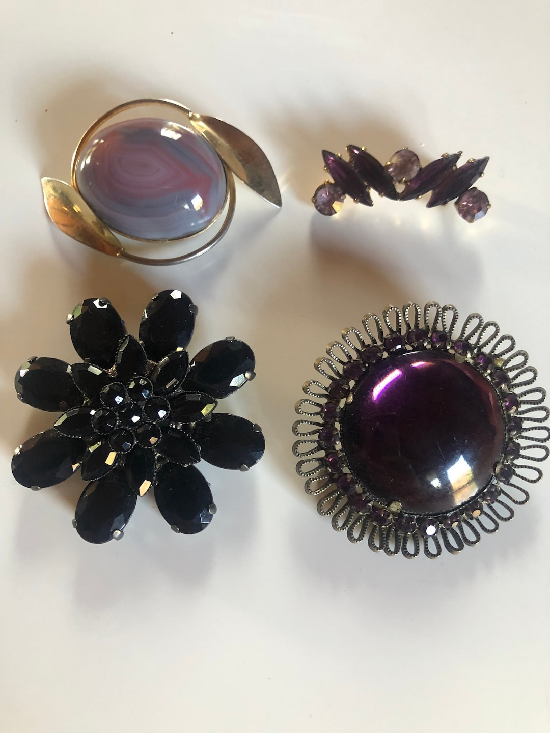 Lot De 5 Broches Anciennes - Modèles Feuilles Et Nœuds - Doré - Occasion