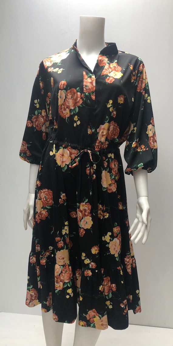 1970s black floral midi dress. Vintags brown flor… - image 1