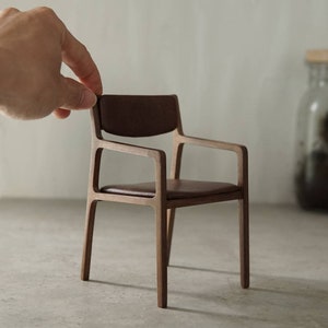 Wood chair 2 - 1:6 scale - Furniture miniatures for doll, blythe, BJD roombox, vintage dollhouse, ooak doll