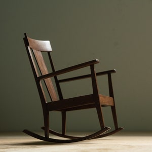 Old rocking chair 1:6 scale - roombox, antique dollhouse, vintage dollhouse, dollhouse miniatures, miniatures
