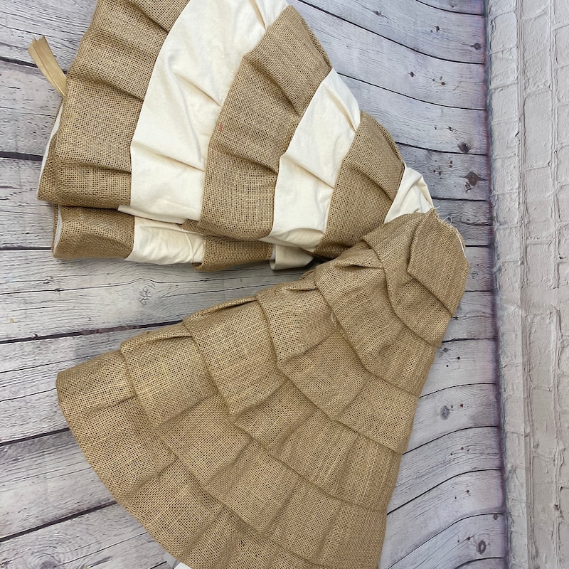 Burlap Ruffle Tree Skirt main image 0