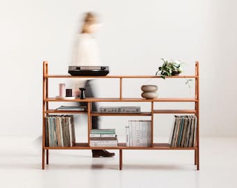 Étagère faite main, bibliothèque en noyer personnalisée, bureau à domicile, étagère échelle, bibliothèque du milieu du siècle