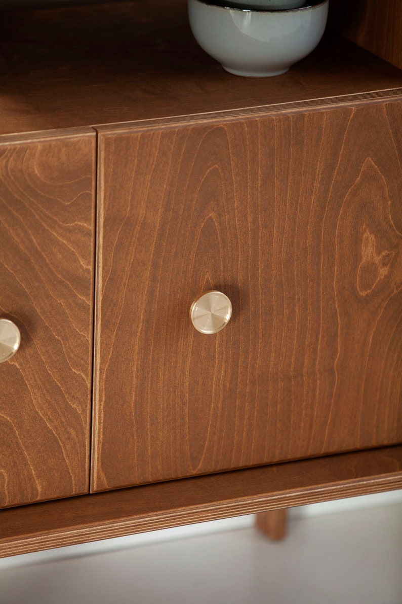 Credenza in legno, credenza moderna in noce della metà del secolo, buffet della credenza, console multimediale porta TV, buffet della credenza, arredamento per la casa, credenza immagine 5