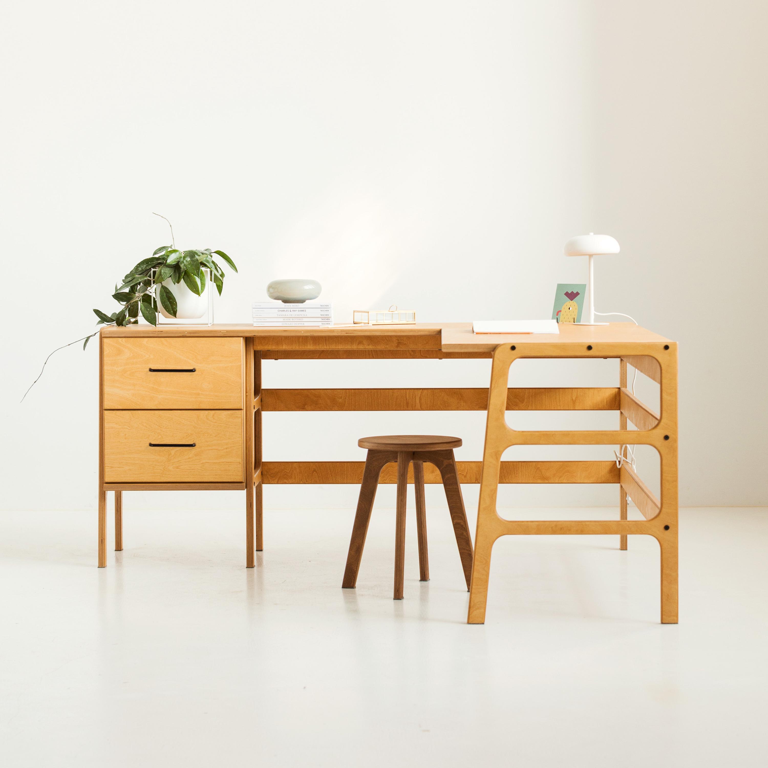 bureau d'angle avec rangement