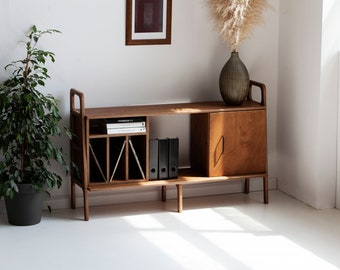 Media Console / Credenza / Wide Sideboard/ Storage/ Danish modern dresser / Walnut sideboard / Midcentury Console Table / Danish sideboard