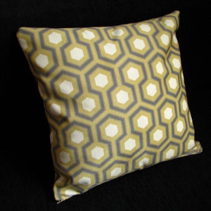 Green pillow cover, Cushion Cover,Decorative pillow, Pillow, Cover, 16x16 inch