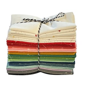Dainty Ditsy Fat Eighth bundle (30 pieces) by Beverly McCullough for Riley Blake Designs