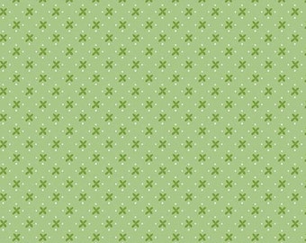 Granny Chic Kisses Green by Lori Holt Bee in my Bonnet for Riley Blake Designs, 1/2 Yard - Cut Continuously, C8512-GREEN