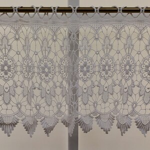 48Wx16L Valance White
