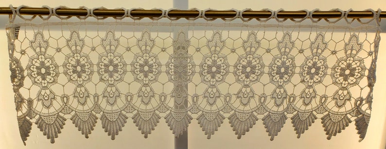 35Wx12L Valance Ivory