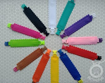 Colorful Felt Buckle Chain Toy: Toddler Fine Motor Skills Color Sorting Activity