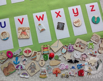 Montessori ABC Roll with 78 Objects, Montessori Language Classroom Activity, Learning Alphabet Mat, ABC Sound Trinkets Teacher Resources,