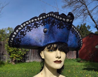Mermaid Tri Corner Leather Pirate Hat - Etsy display picture 1