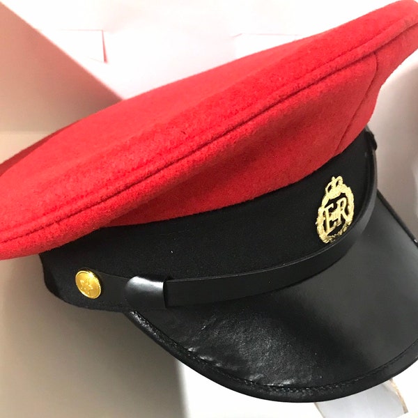 Red wool Military Army hat with 3D Brass ER badge in size 57,58,59cm