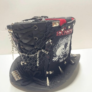 Industrial punk, Gothic Red/Black Tophat with patches & studs and chains 57,58cm