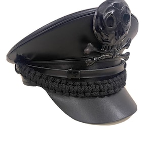 Gorra de oficial Brunswick negra con visera y cuerda negra Detalles en talla 57,58,59,60cm