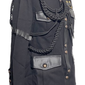 Chaqueta negra gótica industrial con punteras negras para adaptarse a 42”