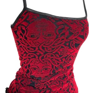 Top de alças Medusa vermelho gótico Raven tamanho para busto 34”36”38”