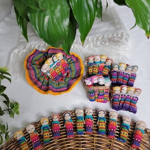 set of 12 WORRY DOLLS, Native Guatemalan Doll, Worry Dolls SET, Guatemalan Mayan Worry Doll, Small Indigenous Dolls, Anxiety Relief Art