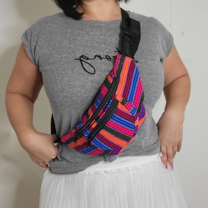 Pochete multicolorida, pochete guatemalteca, bolsa têxtil maia, bolsa de viagem leve, bolsa Huipil, bolsa de caminhada latina, bolsa de cintura arco-íris
