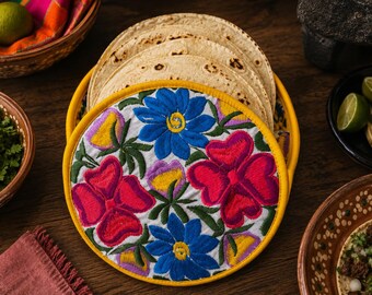 Colorful Tortillero, Tortilla Holder, Tortilla Warmer, Guatemalan Textile Microwave Bag