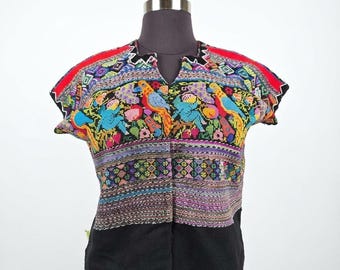 VINTAGE Comalapa Huipil, Hand‑Embroidered Birds & Flowers Poncho, Artisanal Guatemalan Top