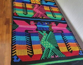 El Quetzal Tischläufer, Quetzal Decor, guatemaltekisches Textil, El Quetzal Tischdecke