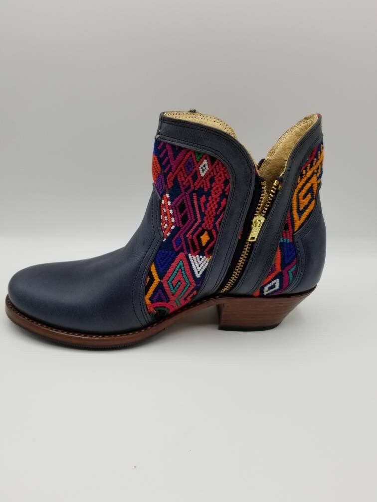 GUATEMALAN SHOES Mexican BOOTS Embroidered Shoes Huipil - Etsy