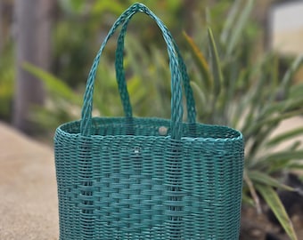 Recycled Plastic Market Bag, Handwoven Pearl Green Beach Tote, Washable Grocery Basket
